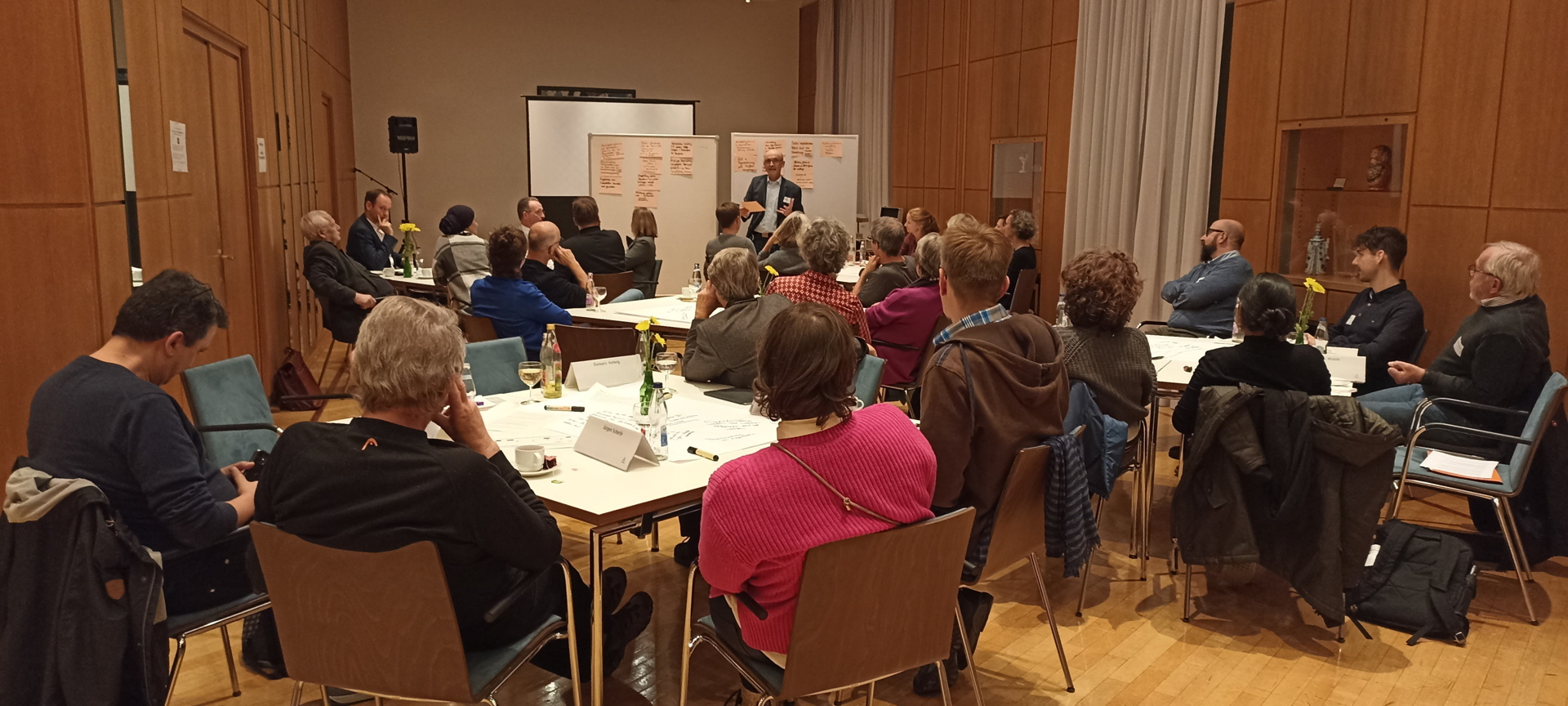 Diskussion der Ergebnisse der Kleingruppenarbeit (Quelle: Amt für Stadtentwicklung)